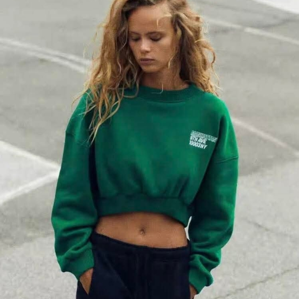 Zara Women's Sweatshirt Size S Green Long Sleeve Crew Neck Logo Manhattan5th Ave